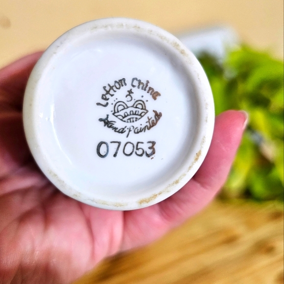 Vintage Lefton China Rose Design Vase - Picture 3 of 5